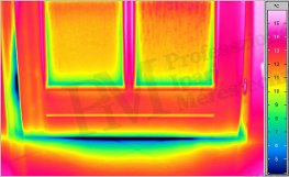 Evaluation of Building Thermography Measurement Data - Thermal Image of Poorly Sealing Door (source: Infratec)