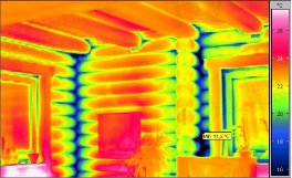 Discovering typical errors in building thermography - Poorly air-sealed log house (source: Infratec)